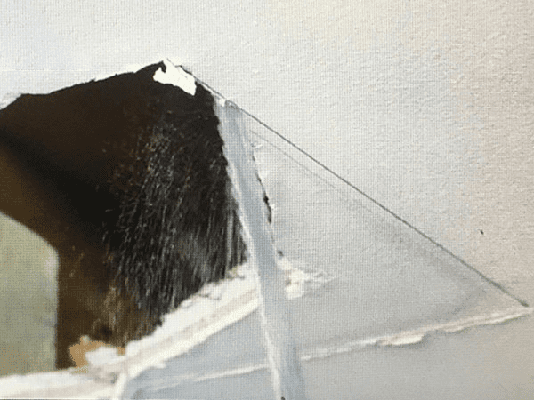 Hình ảnh khoan lỗ lắp đặt